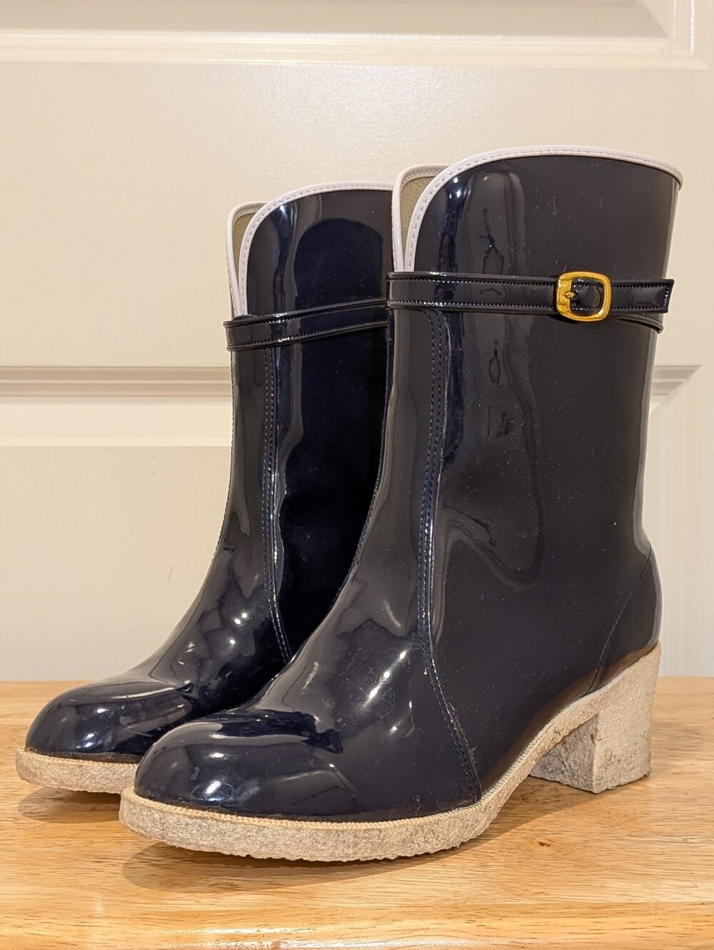 EUC Kaneda 7 Navy Blue and White Heeled Rain Boots with Gold Buckle